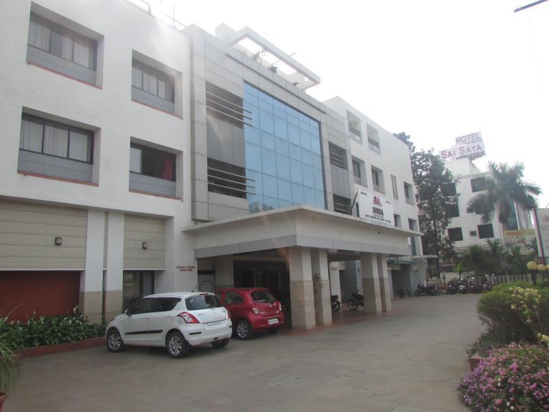 Hotel Surya Renaissance Nashik Zewnętrze zdjęcie